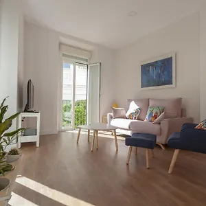 Rd Aparcamiento Incluido Triana Luminoso Comodo 2bd 2bth Appartement Sevilla